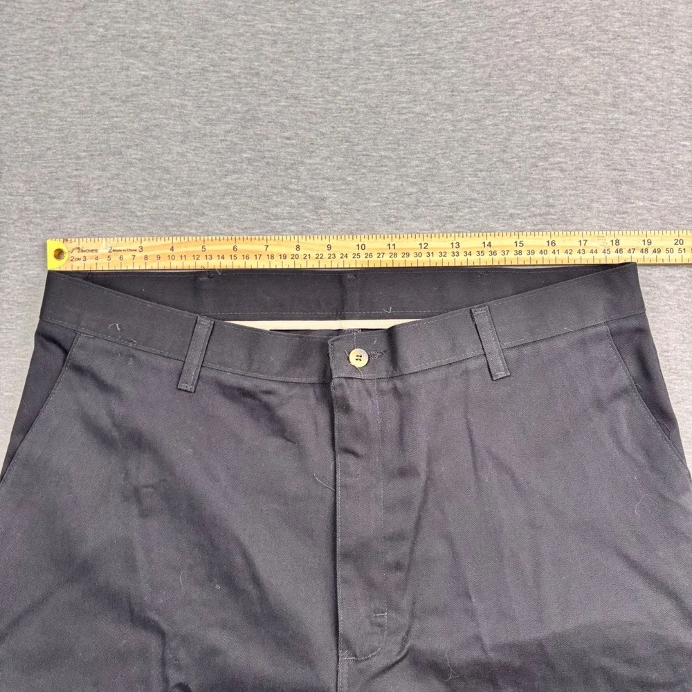 Timber Creek by Wrangler Mens 38x32 Black Wrinkle Free Khakis Plain Front Pants